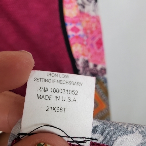 Poeme by Citron M knit and handkerchief top - Picture 5 of 9